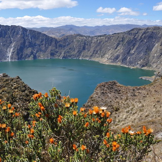 Quilotoa - crater lake